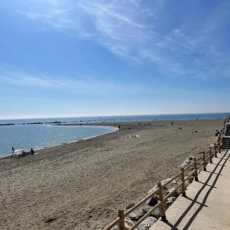 On The Heart Of Few Minutes From The Apartment